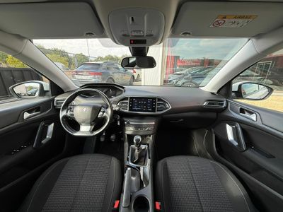 Peugeot 308 5p Active Pack BlueHDi 130 S&S