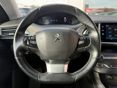 Peugeot 308 5p Active Pack BlueHDi 130 S&S
