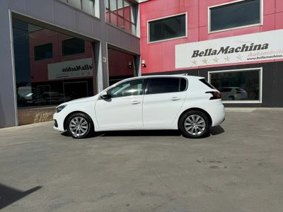 Peugeot 308 5p Allure Pack BlueHDI 130 S&S