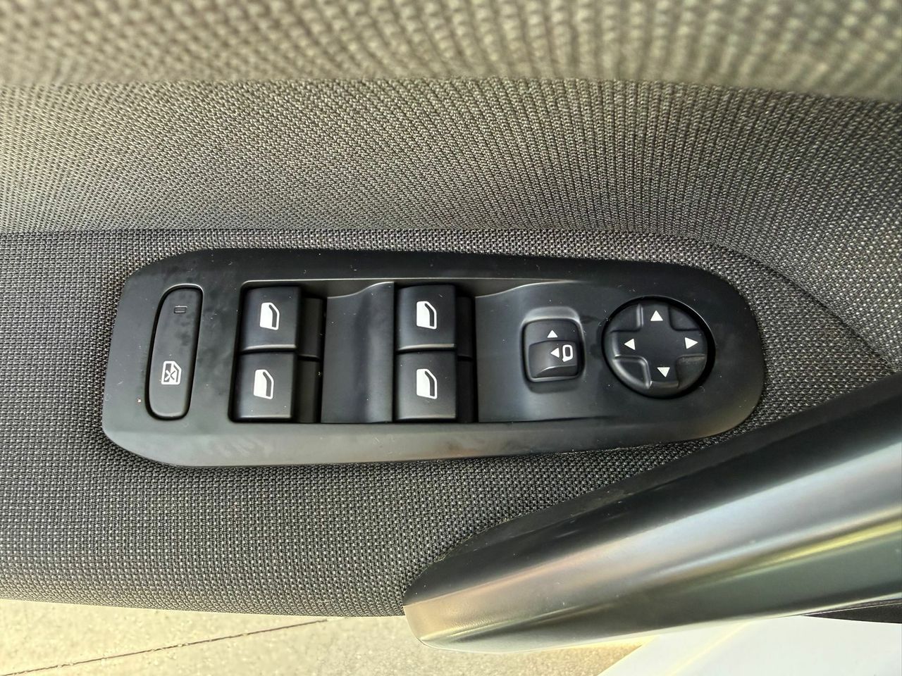 Peugeot 308 5p Allure Pack BlueHDI 130 S&S - Foto 2