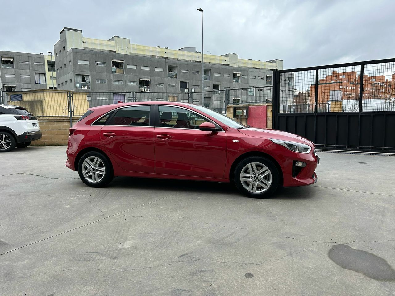 Kia Ceed 1.6 CRDi 85kW (115CV) Drive - Foto 2