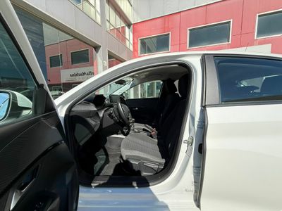 Peugeot 208 BlueHDi 73kW (100CV) Active Pack