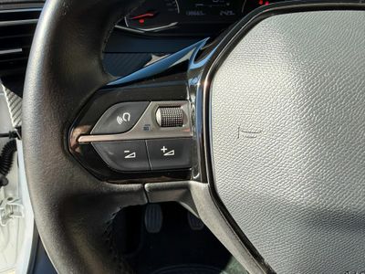 Peugeot 208 BlueHDi 73kW (100CV) Active Pack