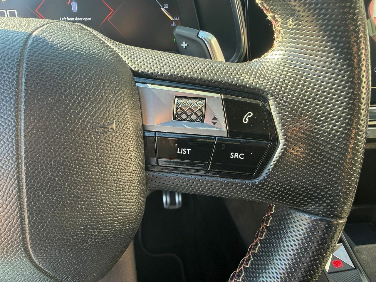 DS DS 7 BlueHDi DE 96kW (130CV) AT. PERF.LINE - Foto 2