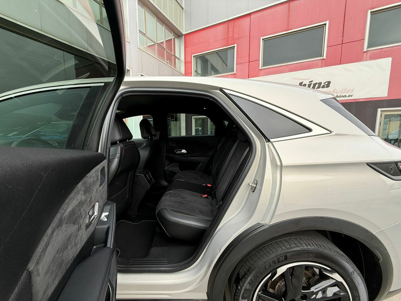 DS DS 7 BlueHDi DE 96kW (130CV) AT. PERF.LINE - Foto 2