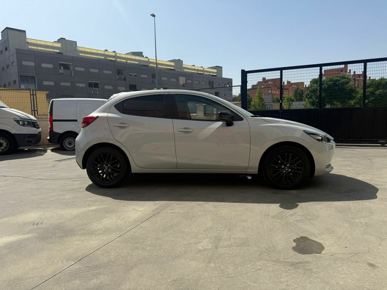 Mazda 2 e-SKYACTIV G 1.5 66kW (90CV) MT Homura - Foto 2