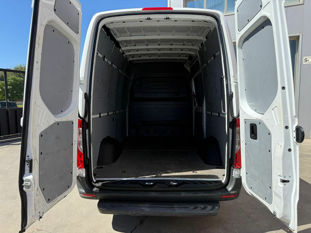 Mercedes Sprinter 314 CDI RWD L2 H2  - Foto 2