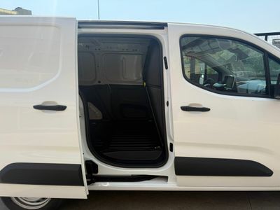 Peugeot Partner TEPEE Access BlueHDi 1.6 HDi 100