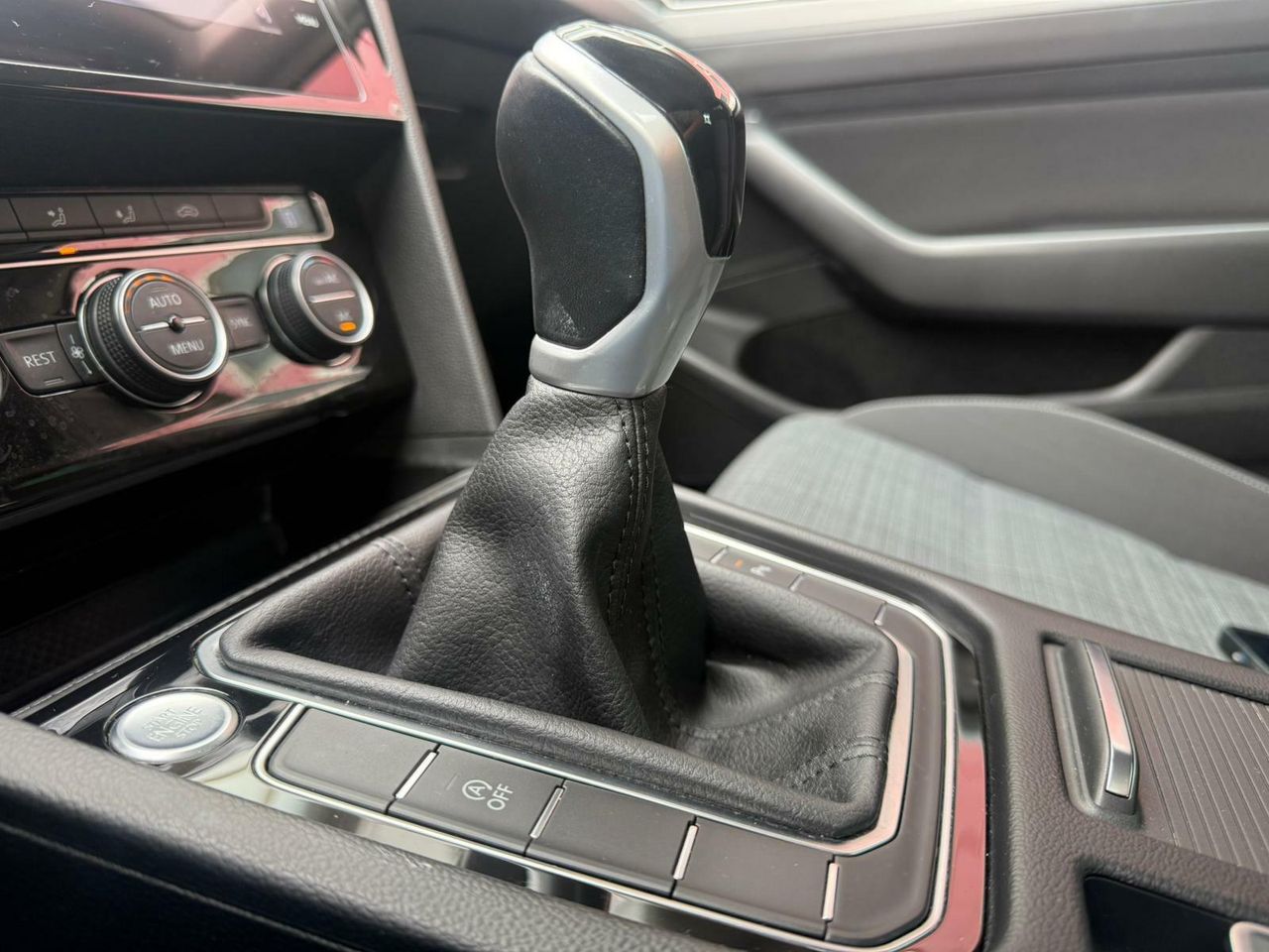 Volkswagen Passat Executive 2.0 TDI 110kW (150CV) - Foto 2