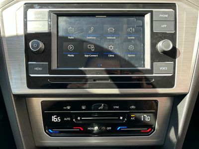 Volkswagen Passat Variant Business 2.0 TDI 110kW