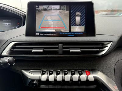 Peugeot 3008 1.2 PURETECH 96KW (130CV) ALLURE S&S