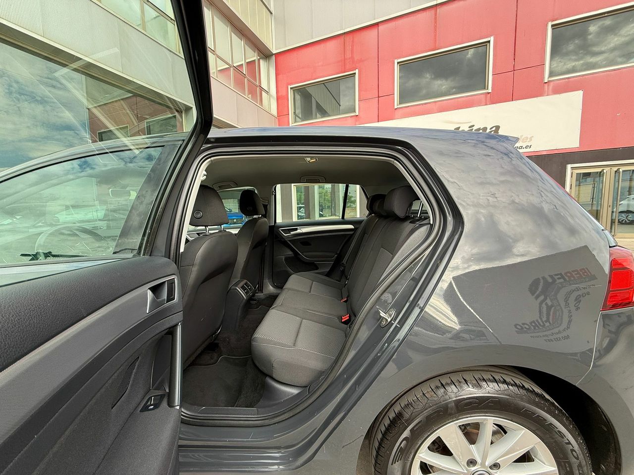 Volkswagen Golf Last Edition 1.6 TDI 85kW (115CV) - Foto 2