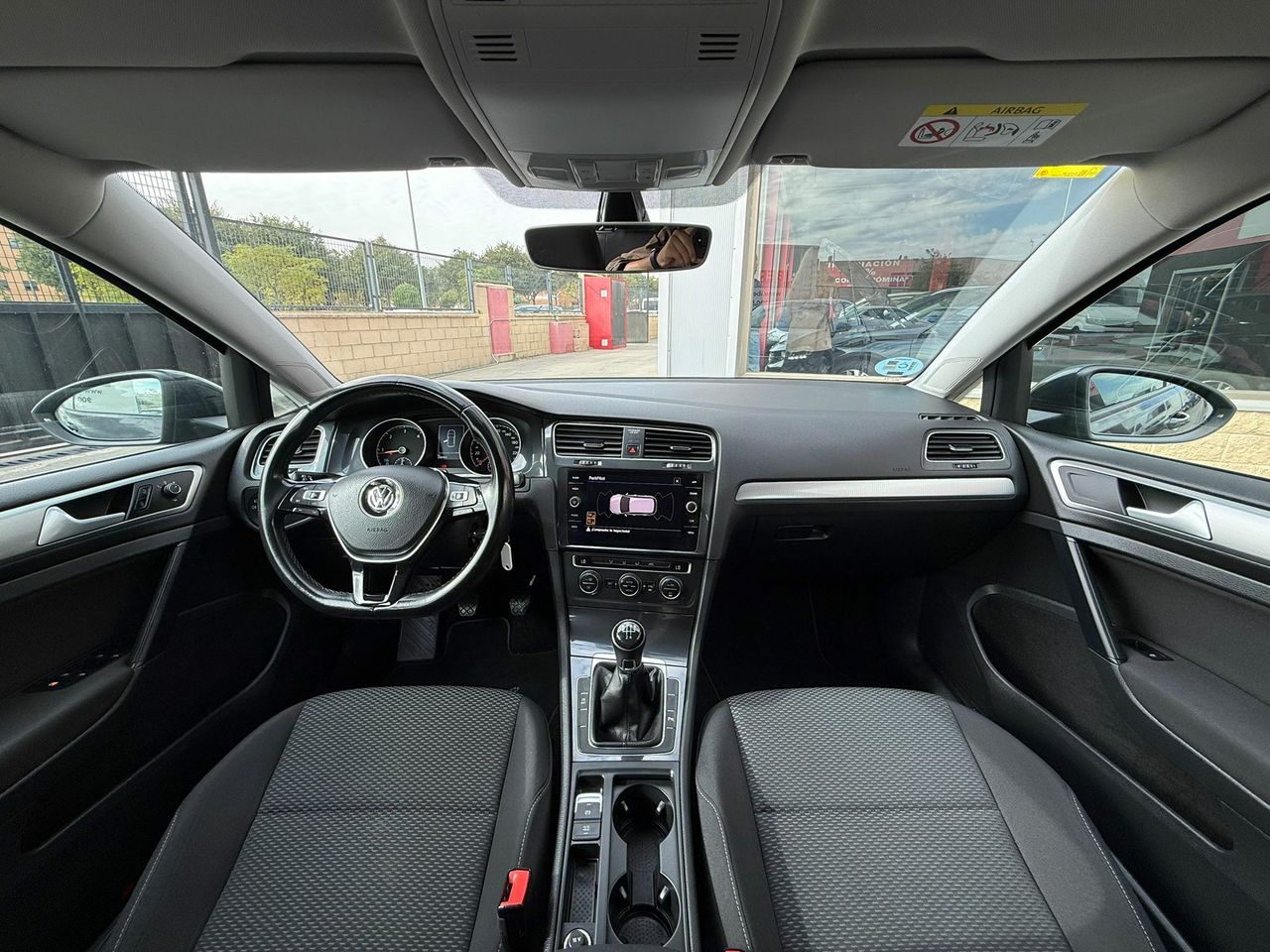 Volkswagen Golf Last Edition 1.6 TDI 85kW (115CV) - Foto 2