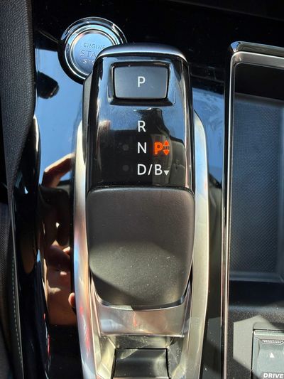 Peugeot 3008 Hybrid 225 e-EAT8 Allure