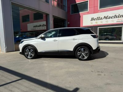 Peugeot 3008 Hybrid 225 e-EAT8 Allure
