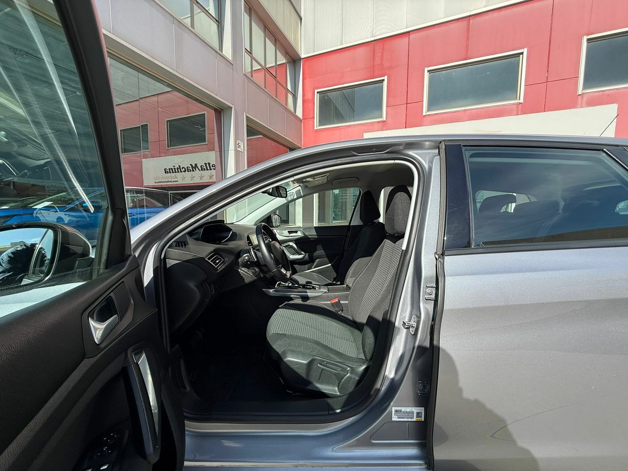 Peugeot 308 SW Active Pack BlueHDi 130 S&S EAT8 - Foto 2