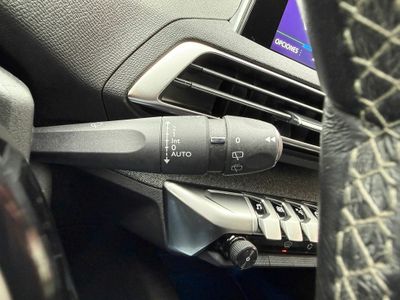 Peugeot 3008 1.2 PURETECH 96KW (130CV) ALLURE S&S