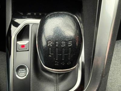 Peugeot 3008 1.2 PURETECH 96KW (130CV) ALLURE S&S