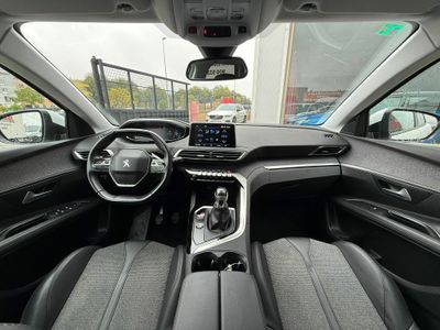 Peugeot 3008 1.2 PURETECH 96KW (130CV) ALLURE S&S