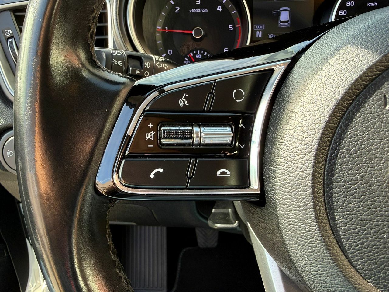 Kia Ceed 1.6 MHEV iMT 100kW (136CV) Drive - Foto 2