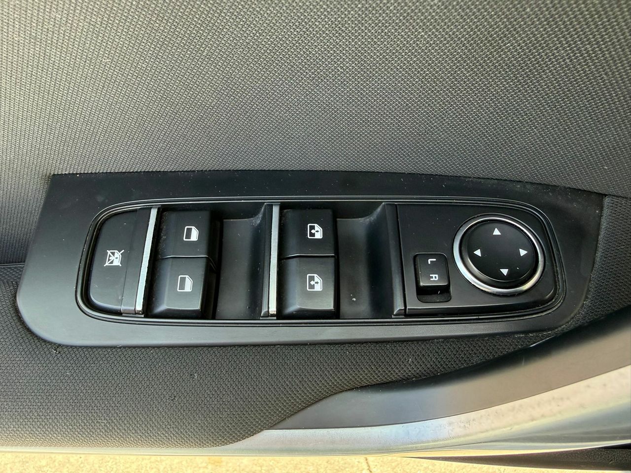 Kia Ceed 1.6 MHEV iMT 100kW (136CV) Drive - Foto 2