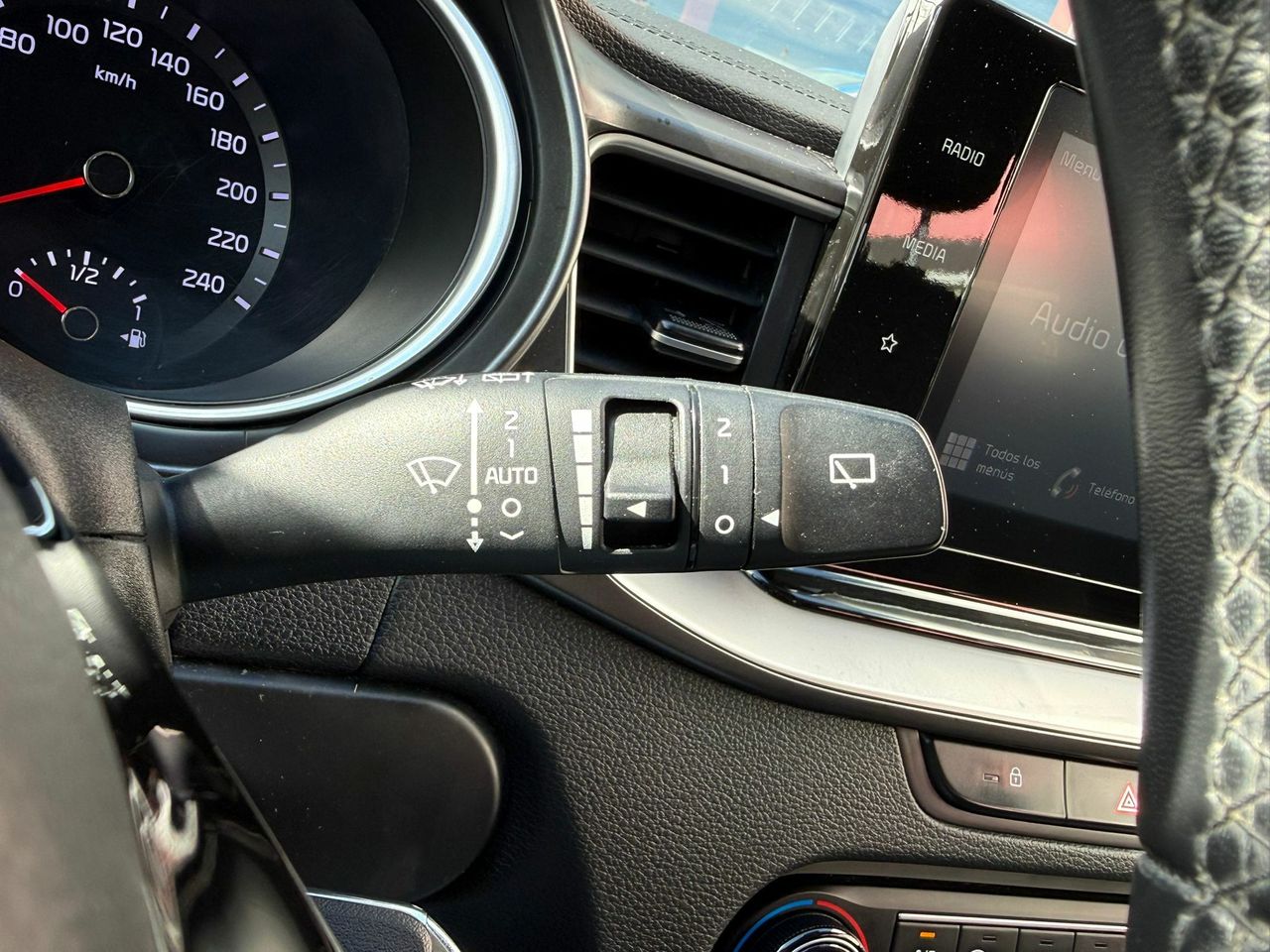 Kia Ceed 1.6 MHEV iMT 100kW (136CV) Drive - Foto 2