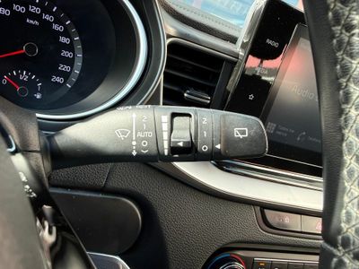 Kia Ceed 1.6 MHEV iMT 100kW (136CV) Drive