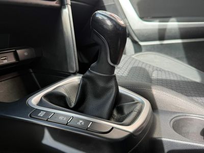 Kia Ceed 1.6 MHEV iMT 100kW (136CV) Drive