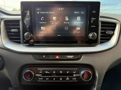 Kia Ceed 1.6 MHEV iMT 100kW (136CV) Drive