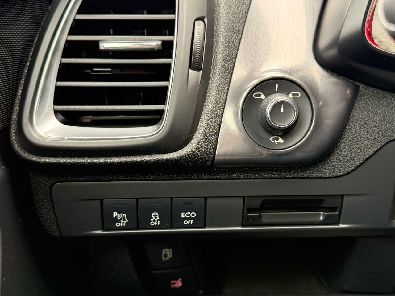 Citroën DS5 e-HDi 115cv ETG6 Style - Foto 2