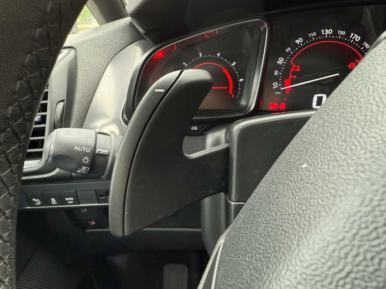 Citroën DS5 e-HDi 115cv ETG6 Style - Foto 2