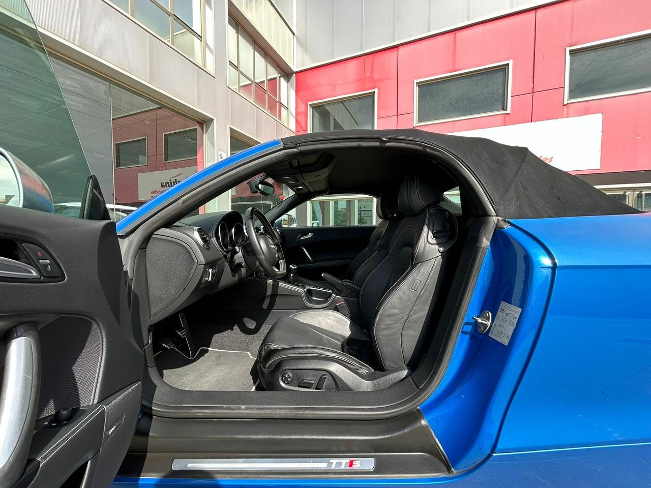 Audi TT Roadster 2.0 TFSI quattro - Foto 2