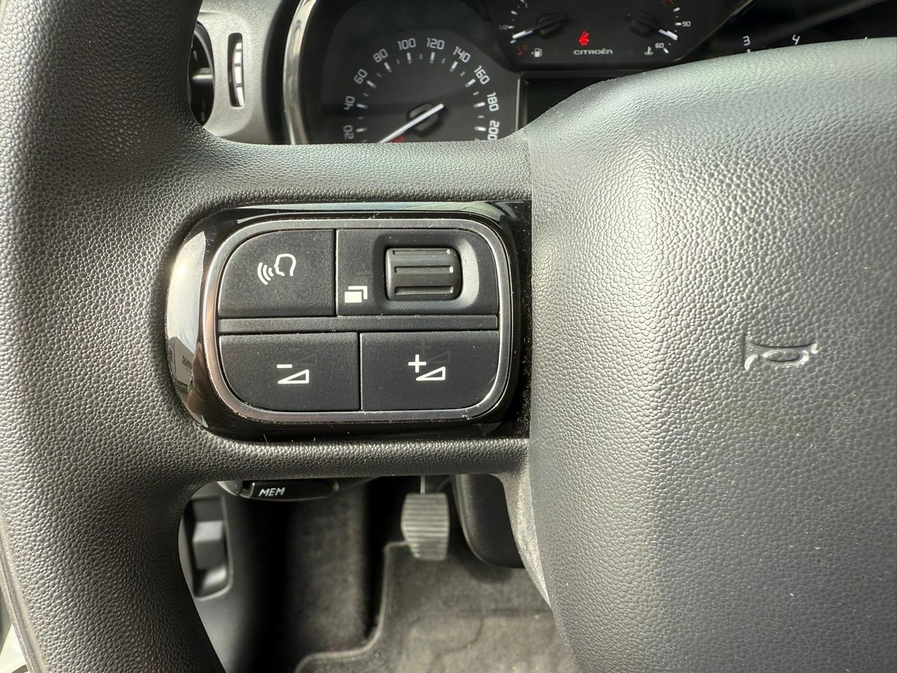 Citroën C3 BlueHDi 75KW (100CV) S&S LIVE - Foto 2