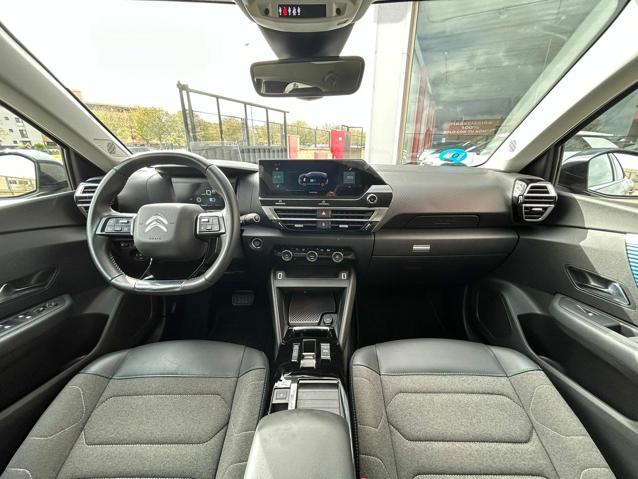 Citroën ë-C4 ë-C4 eléctrico 100kW Shine - Foto 2