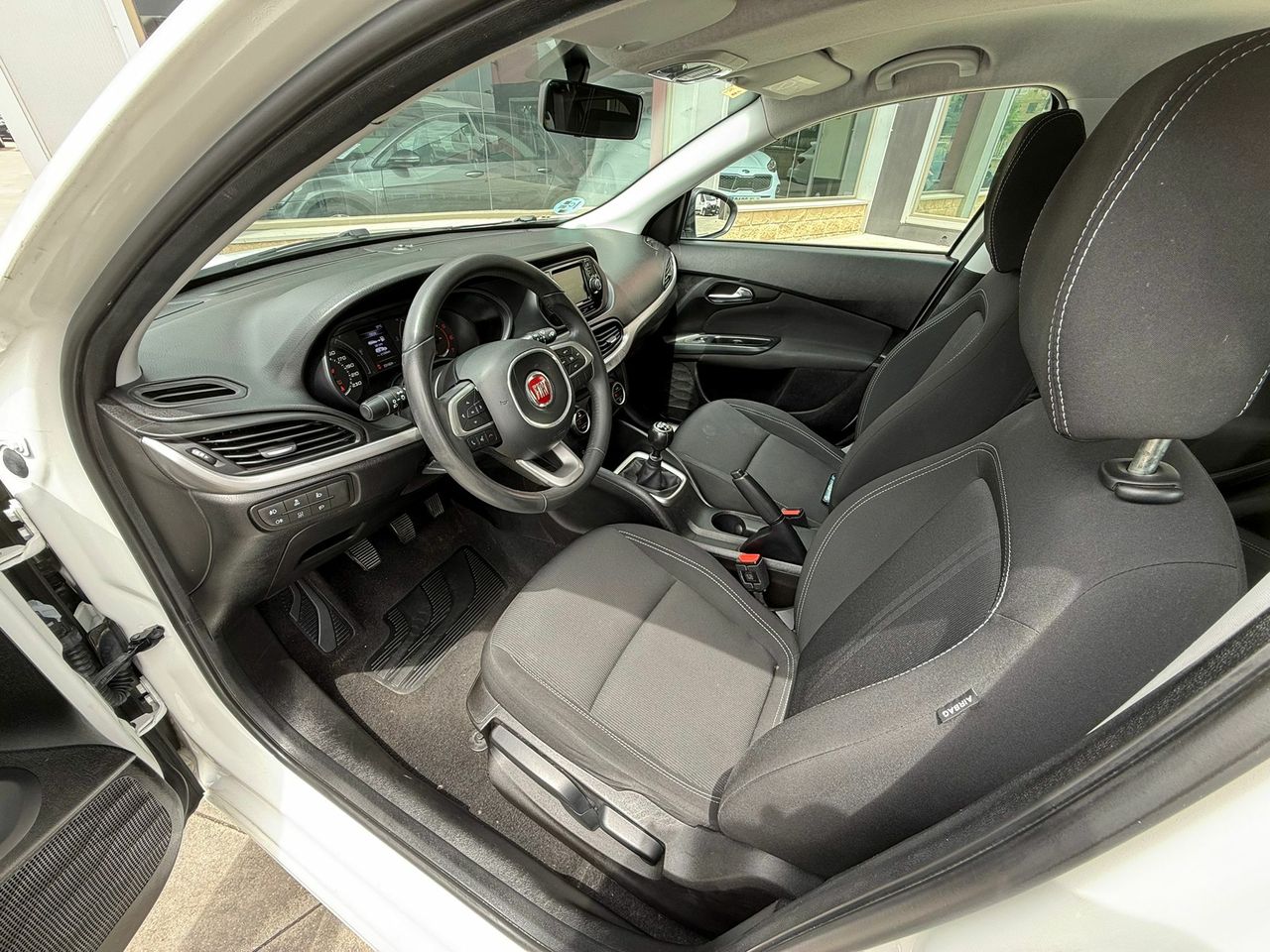 Fiat Tipo 1.6 Lounge 88kW (120CV)diesel Mjet II SW - Foto 2