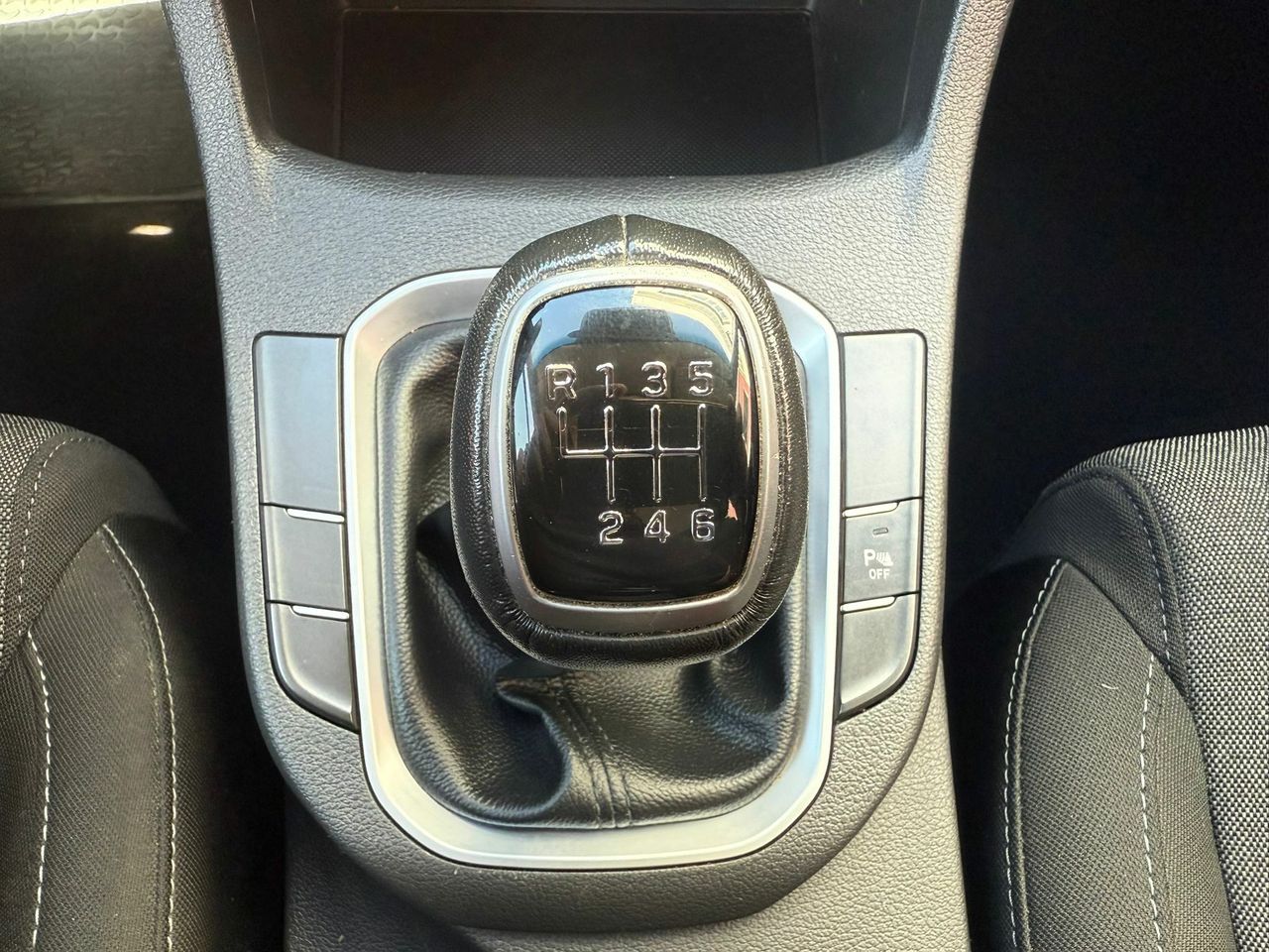 Hyundai i30 1.5 DPI Klass SLX - Foto 2