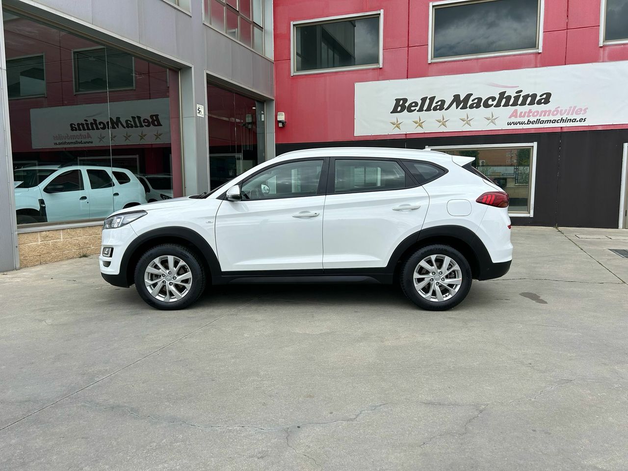 Hyundai Tucson 1.6 CRDI 85kW (116CV) 48V SLE 4X2 - Foto 2