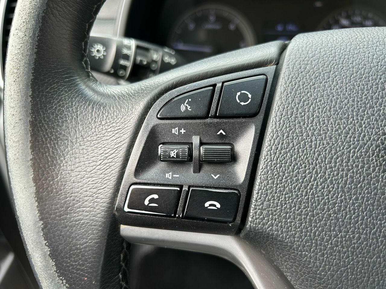 Hyundai Tucson 1.6 CRDI 85kW (116CV) 48V SLE 4X2 - Foto 2