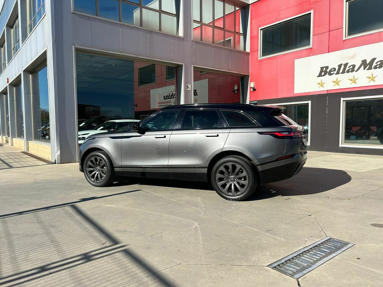 Land-Rover Range Rover Velar 2.0 D240 177kW R-Dynamic 4WD Auto - Foto 2
