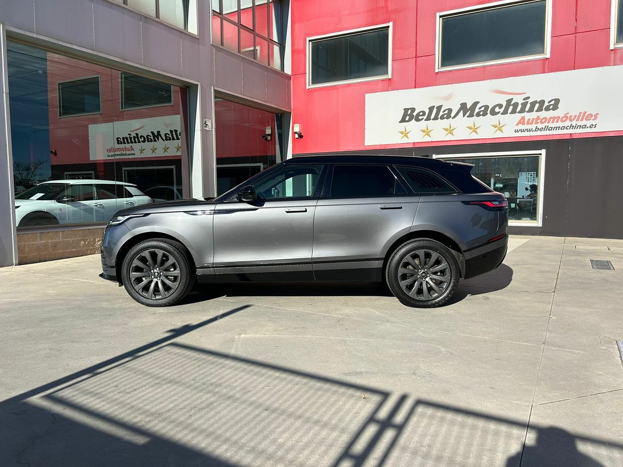Land-Rover Range Rover Velar 2.0 D240 177kW R-Dynamic 4WD Auto - Foto 2