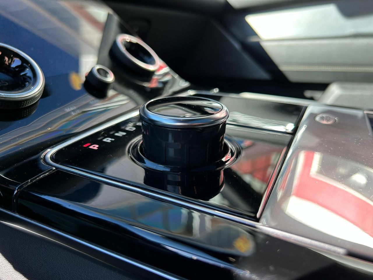 Land-Rover Range Rover Velar 2.0 D240 177kW R-Dynamic 4WD Auto - Foto 2