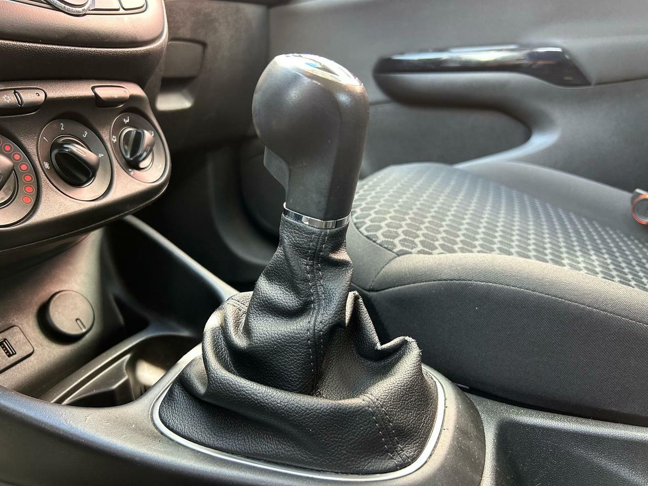 Opel Corsa 1.4 66kW (90CV) Selective Pro - Foto 2