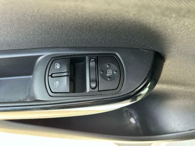 Opel Corsa 1.4 66kW (90CV) Selective Pro