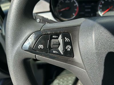 Opel Corsa 1.4 66kW (90CV) Selective Pro