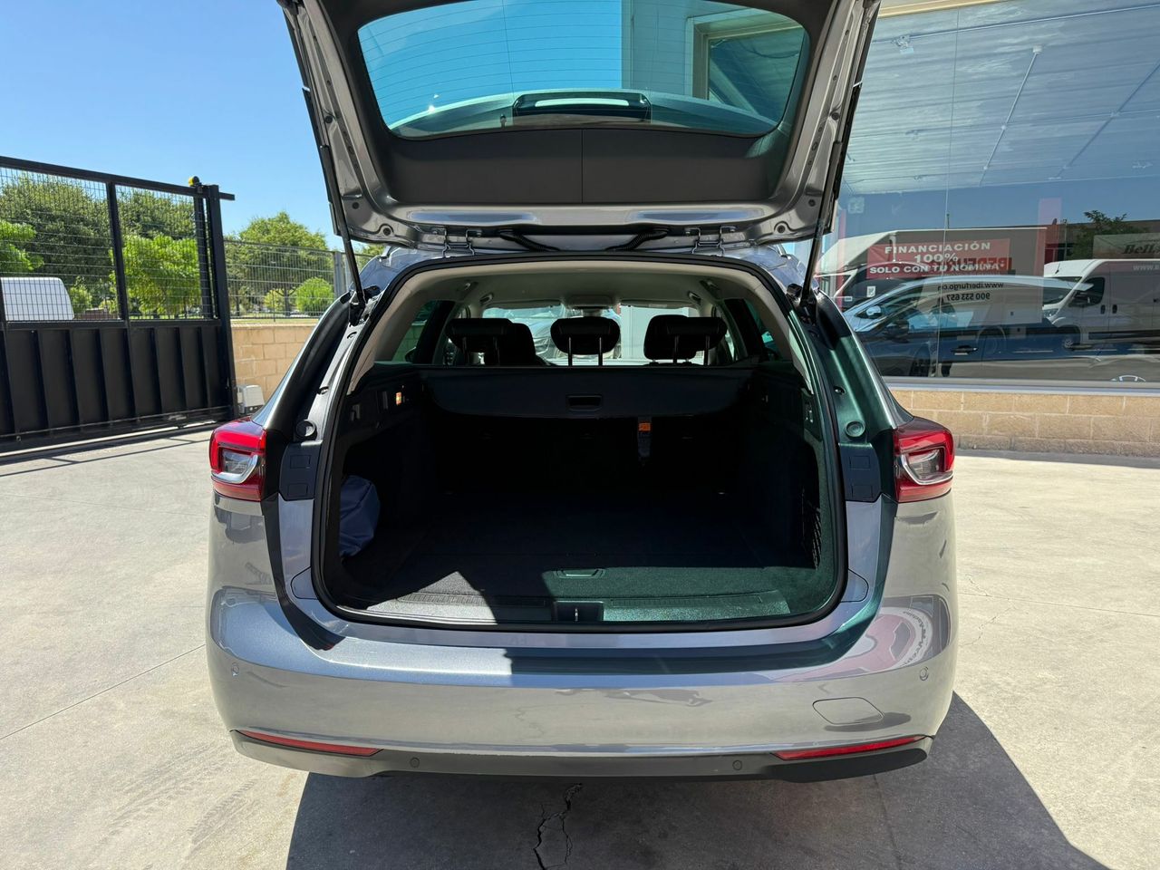 Opel Insignia  ST 1.5 Turbo XFL 120 Aniversario - Foto 2