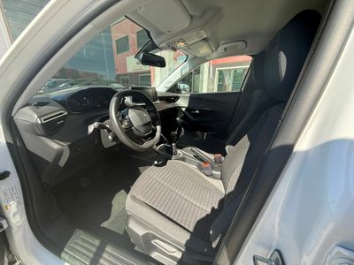 Peugeot 2008 Active BlueHDI 81kW (110CV)