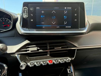 Peugeot 2008 Active BlueHDI 81kW (110CV)