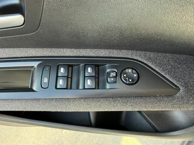 Peugeot 5008 1.5 BlueHDi 96kW (130CV) S&S Allure EAT8