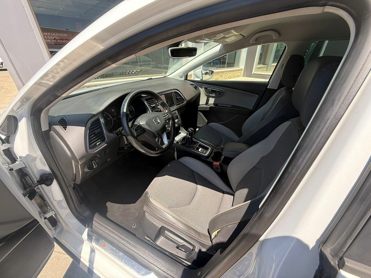 Seat Leon ST 2.0 TDI 110kW 4Dr St&Sp X-per Tit Des - Foto 2