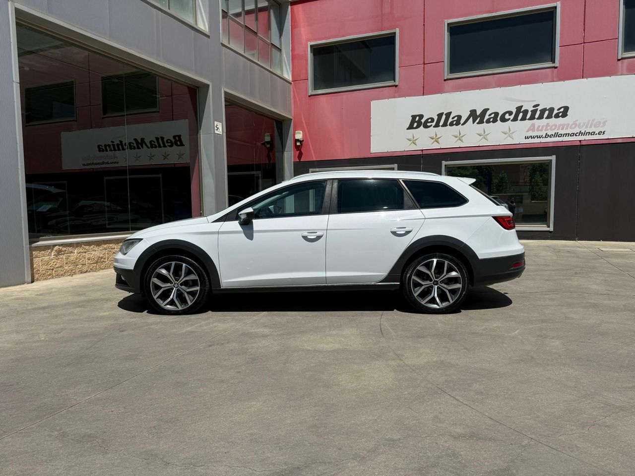 Seat Leon ST 2.0 TDI 110kW 4Dr St&Sp X-per Tit Des - Foto 2